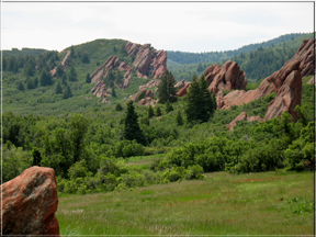 view of red rocks